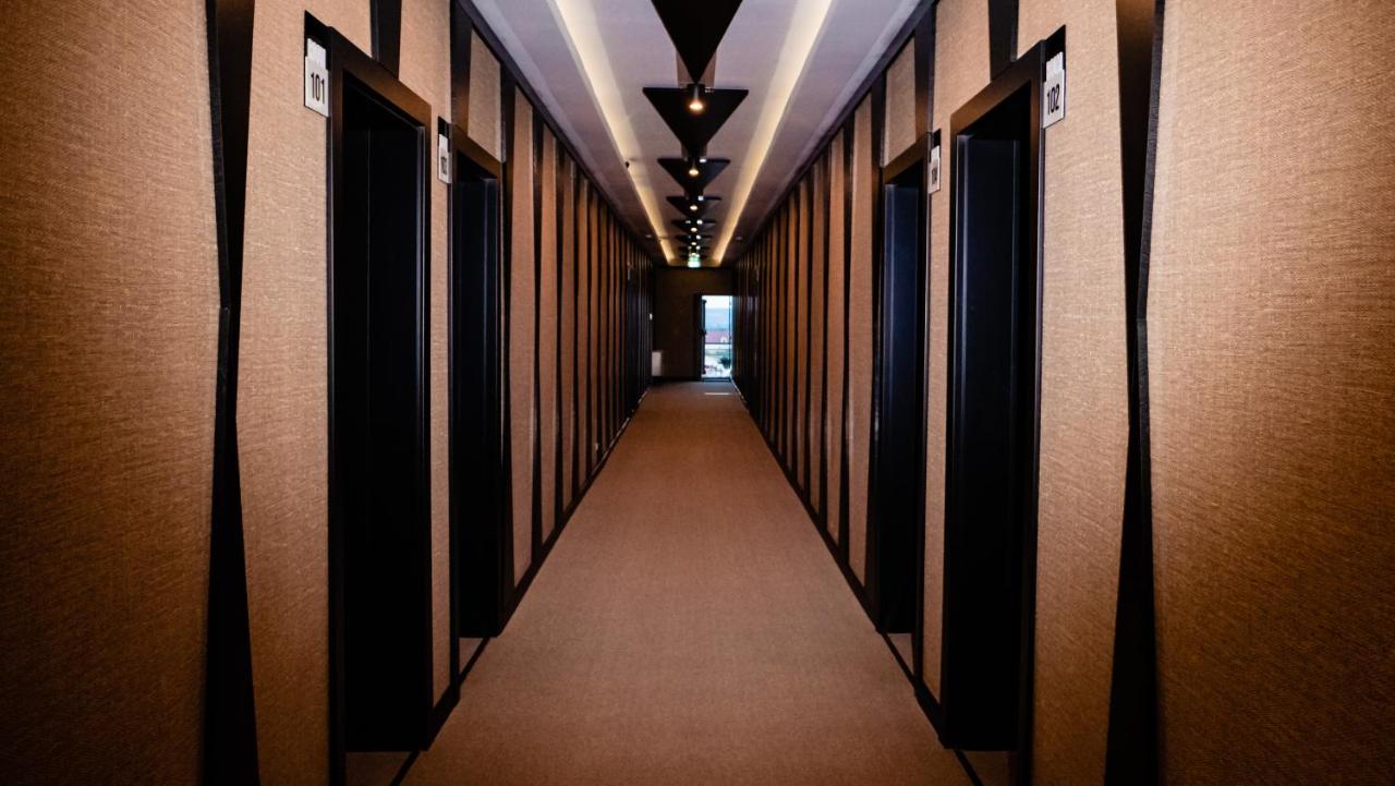 Hotel Goya Boutique Târgu Jiu Esterno foto