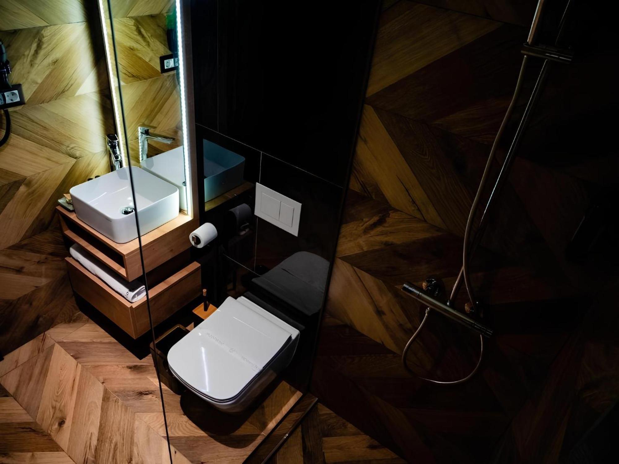 Hotel Goya Boutique Târgu Jiu Esterno foto