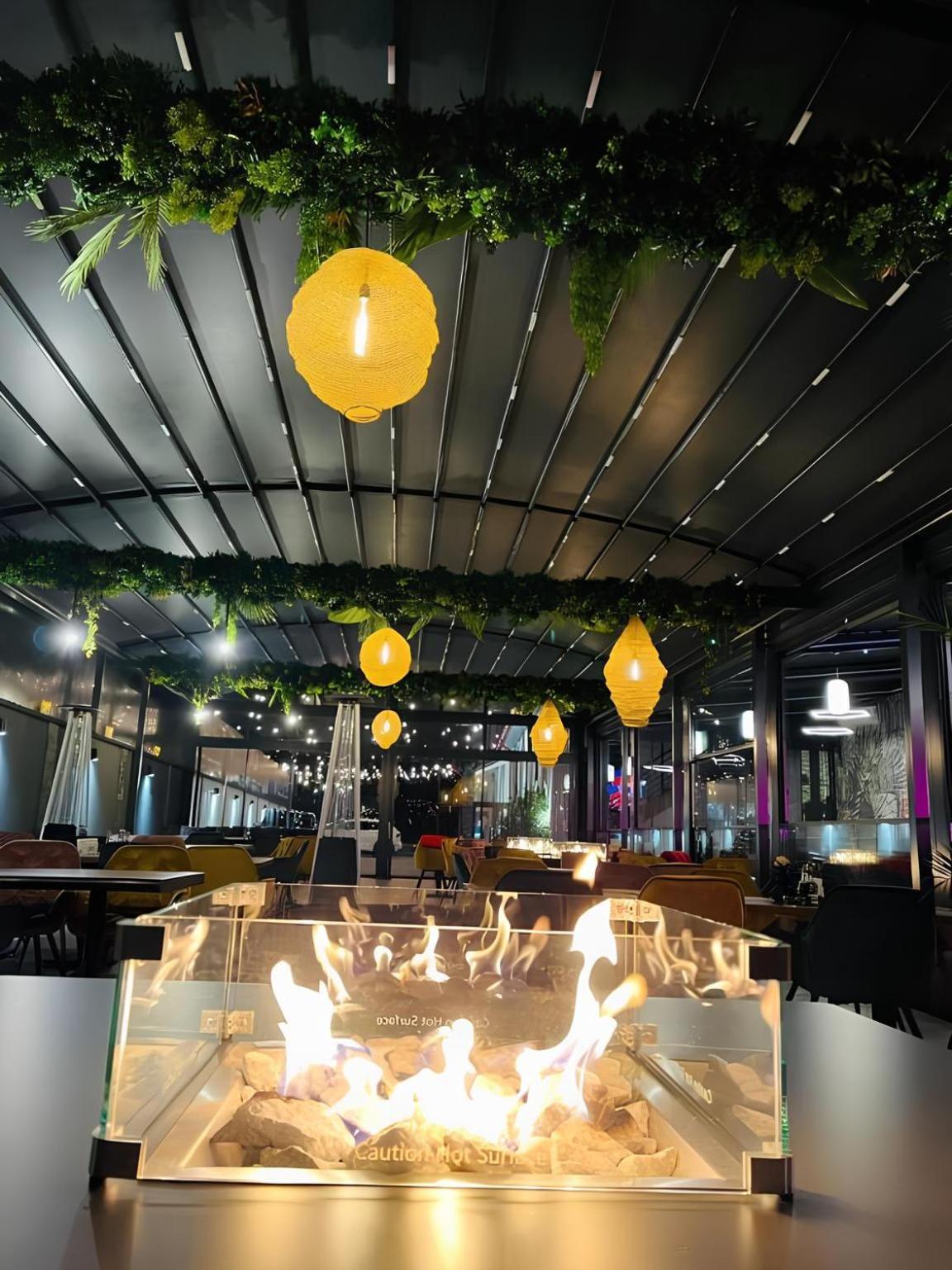 Hotel Goya Boutique Târgu Jiu Esterno foto